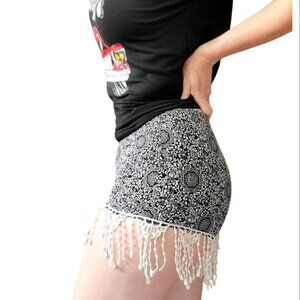 RESORT-BREEZE EVER- Black + White Paisley Boho Resortwear Shorts Macrame Trim- S